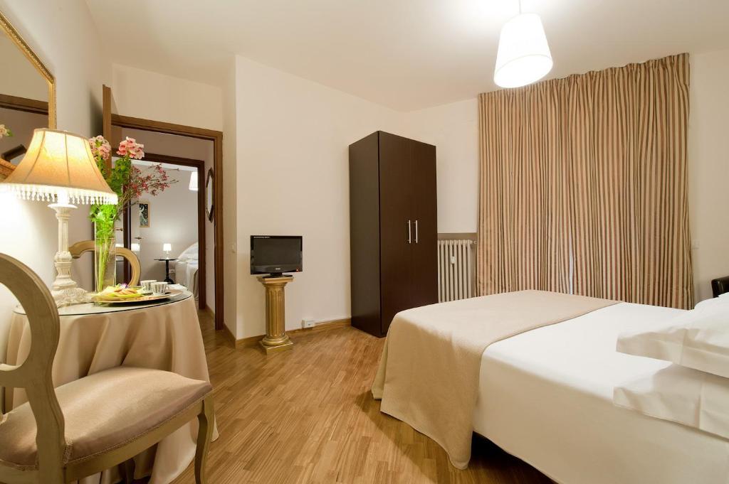 Stelle Di San Lorenzo Hotel Rome Bilik gambar